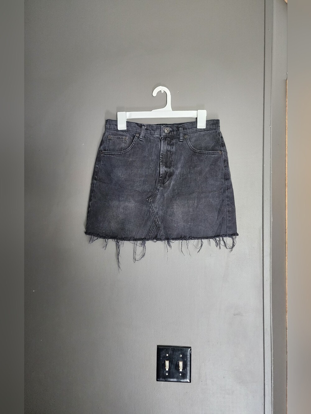 BDG Urban Outfitters High-rise Black Denim Distressed Mini Skirt Size Med - Picture 6 of 15